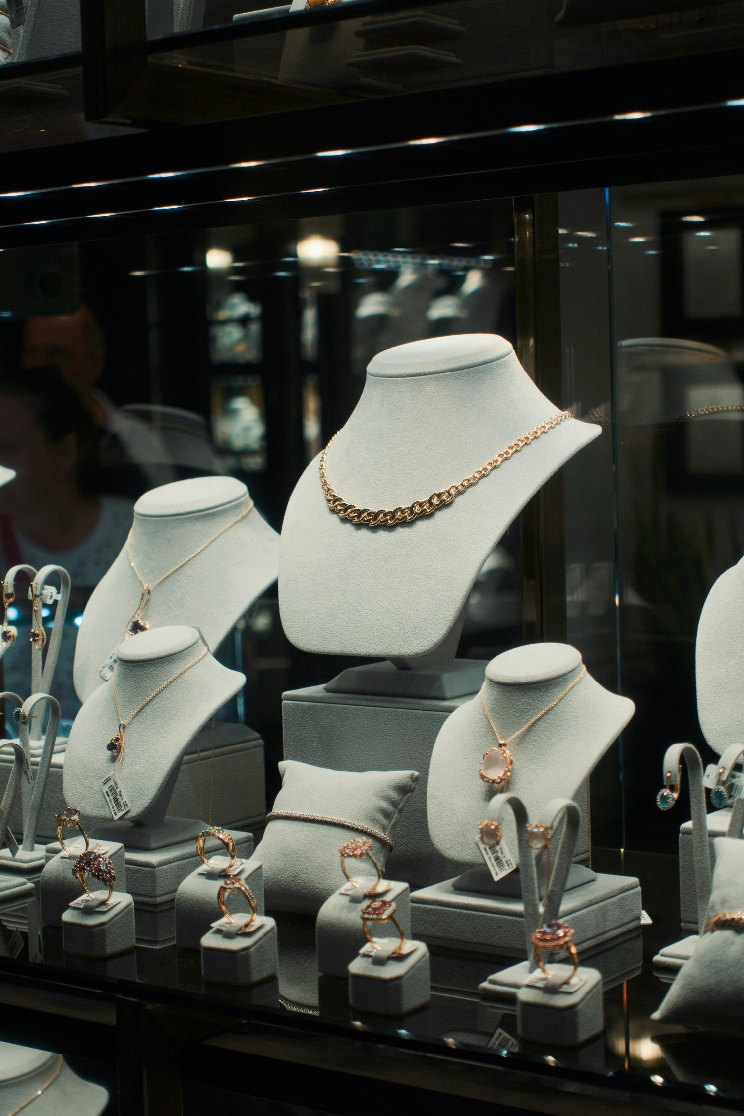 Jewelry & Accessories